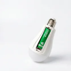 Акумуляторна LED-лампа 20W E27 (2 x 18650) Аварійна з автономною роботою до 4 годин