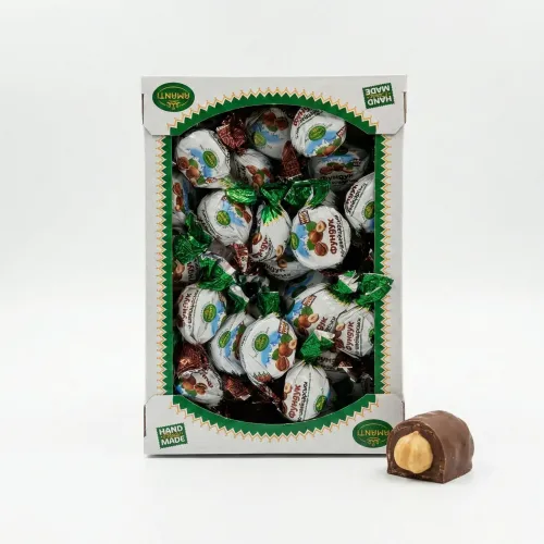 Шоколадні цукерки Фундук по-швейцарськи Amanti 1 кг у коробці