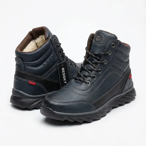 Дитячі зимові черевики для хлопчика