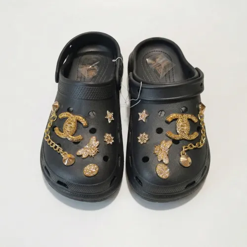 Жіночі крокси (сабо) чорні з золотим декором (р. 36-41)