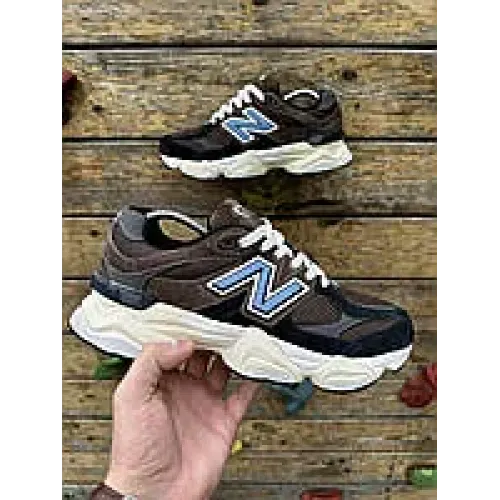 Кросівки Чоловічі DAGO коричневі з сітчастим верхом 41 -