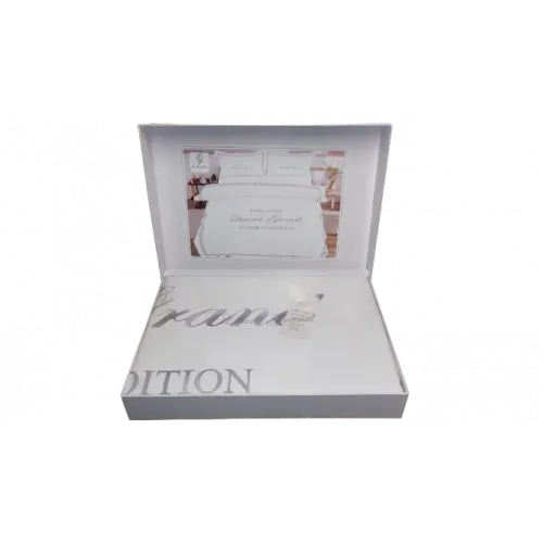 Постільна білизна в подарунковій коробці Laura Grand — Exclusive