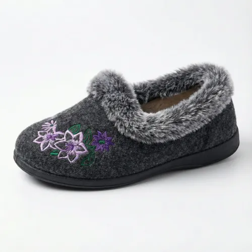 Чуні капці домашні сірі з вишивкою квіти. Теплі жіночі бурки на хутрі. Розміри 38-42