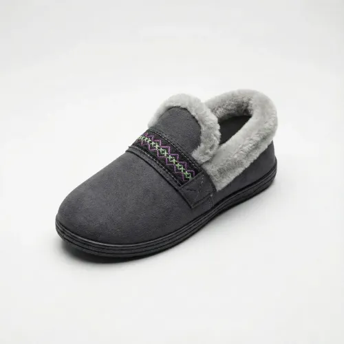 Жіночі теплі кімнатні капці на хутрі з вишивкою (36-41). Зимові домашні капці панчіх