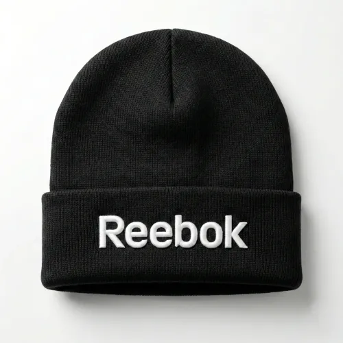 Зимова шапка Reebok чорна в'язана з логотипом. Спортивна шапка унісекс тепла