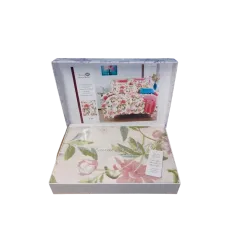 Постельное белье в подарочной коробке Laura Grand - Emili