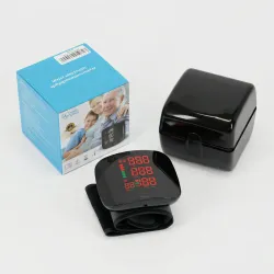 Тонометр автоматический на запястье черный аккумуляторный (USB Type-C). Портативный измеритель давления в футляре