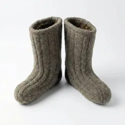 Бурки повстяні зимові на хутрі. Валянки короткі сірі з посиленою п'ятою, теплі бабуші 43