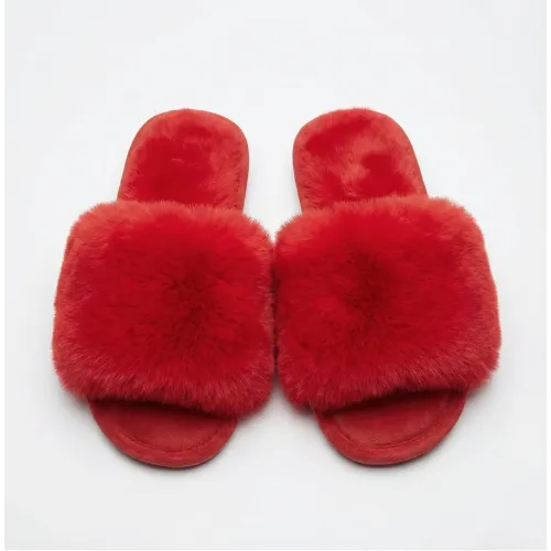 Жіночі пухнасті капці з хутром (мікс кольорів). Теплі домашні тапочки для дівчат 40