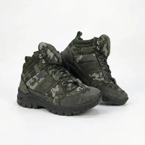 Чоловічі зимові черевики 