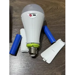 LED Лампа з акумулятором 18650 2 шт змінні. Аварійна лампа. Лампа екстреного відключення. Лампа блекаут