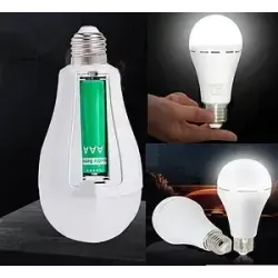 Аварійна світлодіодна лампа 20W з акумулятором на патрон лампочка Led акумуляторна під цоколь