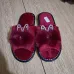 Тапочки кімнатні жіночі хутряні бордові з вушками та стразами Ошатні пухнасті шльопанці 36-41