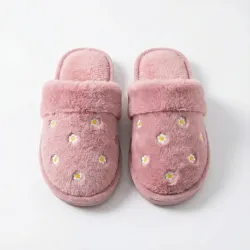 Жіночі плюшеві кімнатні капці Рожеві з ромашками (40-41). М'які домашні капці хутряні 38