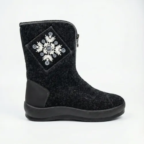 Бурки жіночі високі зимові повстяні. Чорні панчохи з вишивкою Сніжинка на блискавці. Розміри 37-41 41