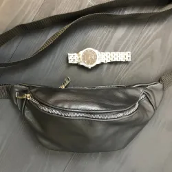 Бананка кожаная. Сумка на пояс из кожи, Универсальная сумка нагрудная, Практичная сумка на пояс